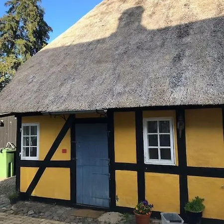 Idyllisk Baghus I Det Gamle Troense Сasa de vacaciones Svendborg